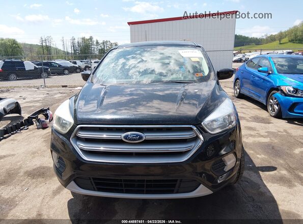 1FMCU9GD2HUC08766 2017 FORD ESCAPE Black Widok wnętrza z tyłu