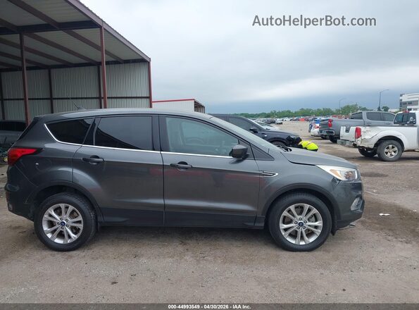 1FMCU9GD2KUB33347 2019 FORD ESCAPE Silver Widok zestawu wskaźników
