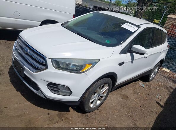 1FMCU9GD6HUB68143 2017 FORD ESCAPE Белый Передняя левая четверть