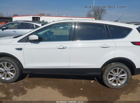 1FMCU9GD7KUB64836 2019 FORD ESCAPE White Панорамний вид салону 360°