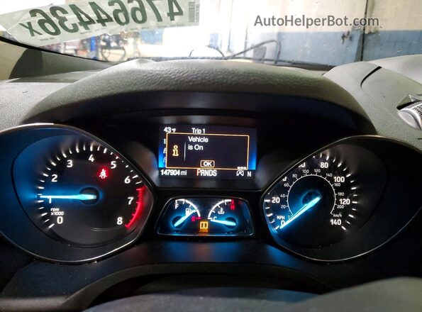 1FMCU9HD0JUD08353 2018 FORD ESCAPE White Widok zestawu wskaźników