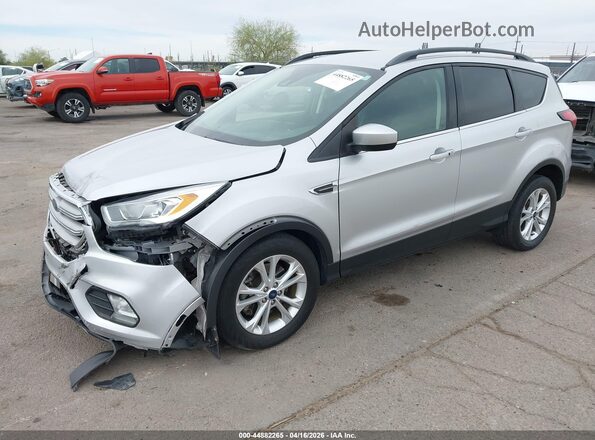1FMCU9HD4KUB62895 2019 FORD ESCAPE Silver Vista tres cuartos delantera izquierda