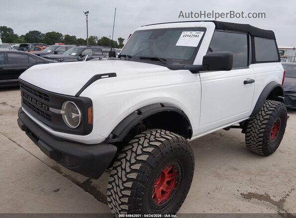 1FMDE5AP9NLB06203 2022 FORD BRONCO White Front left