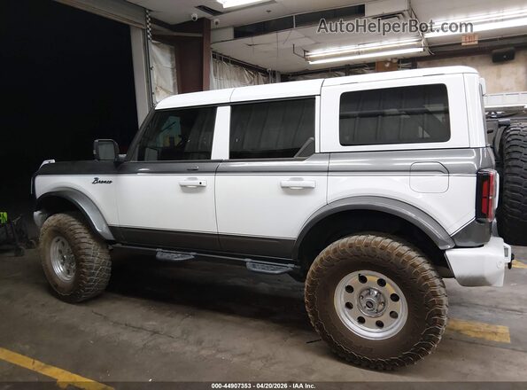 1FMEE5DP5NLB66043 2022 FORD BRONCO Белый Панорамный вид салона 360°