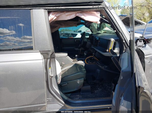 1FMEE5DP8MLA89599 2021 FORD BRONCO Silver Front interior view