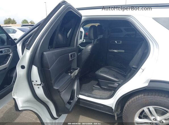 1FMSK7DH5MGC17497 2021 FORD FORD EXPLORER White Widok naklejki z numerem VIN