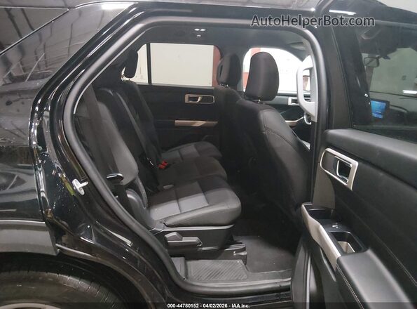 1FMSK7DH7NGA81052 2022 FORD FORD EXPLORER Black VIN sticker view