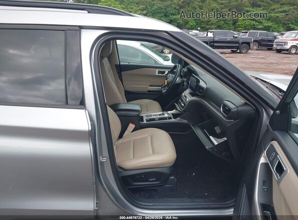 1FMSK7DHXPGA58562 2023 FORD FORD EXPLORER Silver Սալոնի դիմացի տեսք
