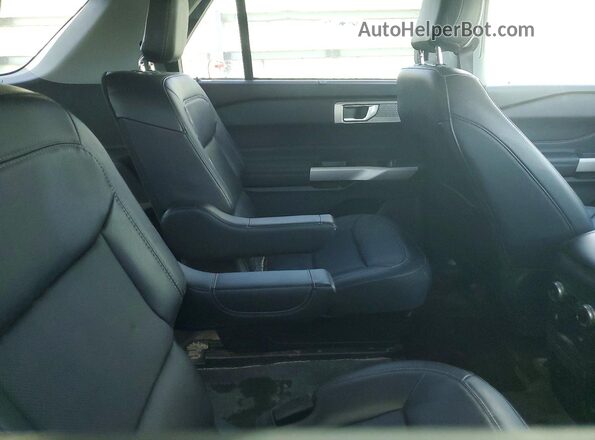 1FMSK7FH4RGA05419 2024 FORD FORD EXPLORER Black უკანა სალონის ხედი