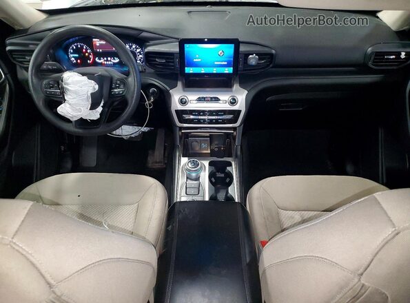 1FMSK8BH3MGA87602 2021 FORD FORD EXPLORER Серебряный Вид панели приборов