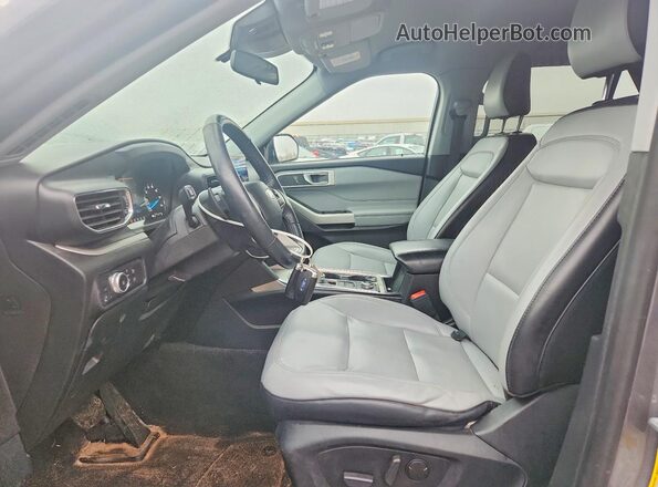 1FMSK8DH4MGA70532 2021 FORD FORD EXPLORER Gray Widok wnętrza z przodu
