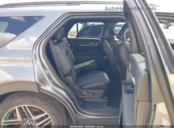 1FMUK7KH3TGA55833 2026 FORD FORD EXPLORER Gray VIN կոդի պիտակի տեսք
