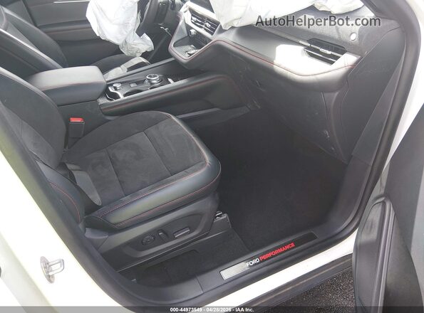 1FMWK8GC5SGA33570 2025 FORD FORD EXPLORER White Вид салону спереду