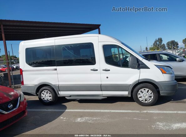 1FMZK1CM5GKB38410 2016 FORD TRANSIT-150 White Widok wnętrza z tyłu