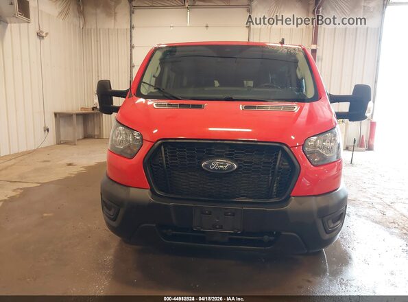 1FMZK2Y85MKA52351 2021 FORD PASSENGER Red Вид спереду