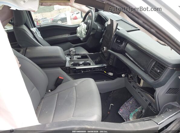 1FT6W3LU9SWG27529 2025 FORD F-150 LIGHTNING Silver Вид салону спереду