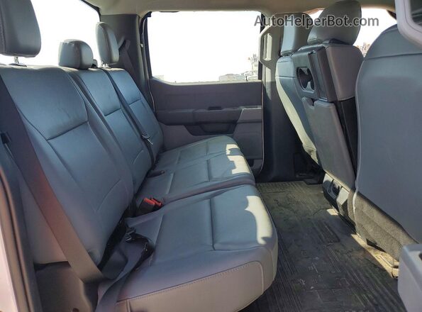 1FT7W2BT2RED03331 2024 FORD F250 White Вид задніх сидінь