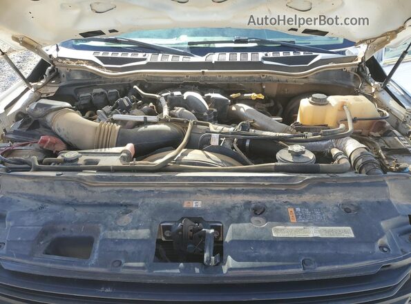 1FT7W2BT4JEC16731 2018 FORD F250 White Widok wnętrza z tyłu