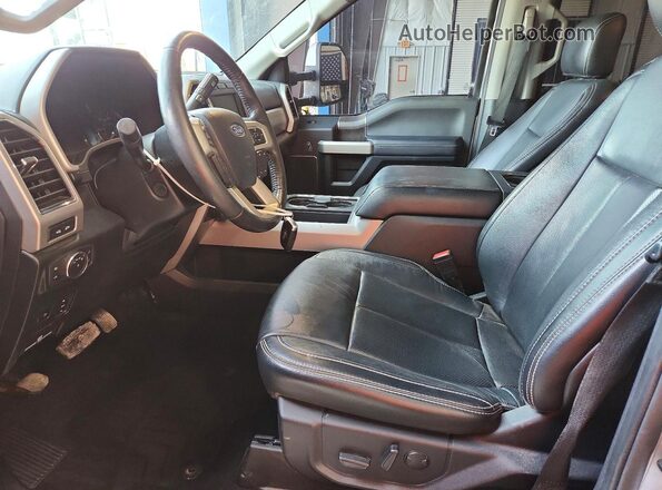 1FT8W2BT6LEC37121 2020 FORD F250 Silver Front interior view