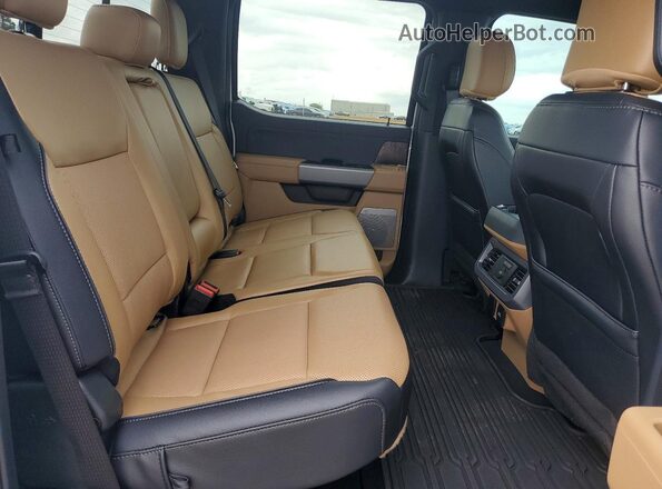 1FT8W4DM8REE46810 2024 FORD F450 White უკანა სავარძლების ხედი