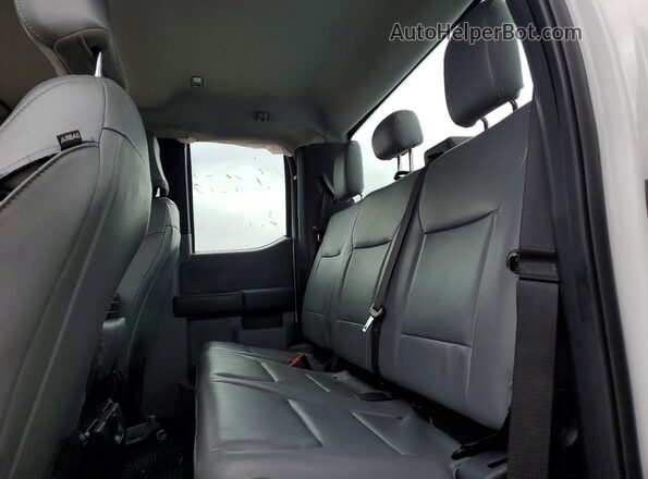 1FT8X2AA9REF12115 2024 FORD F250 White Вид задніх сидінь
