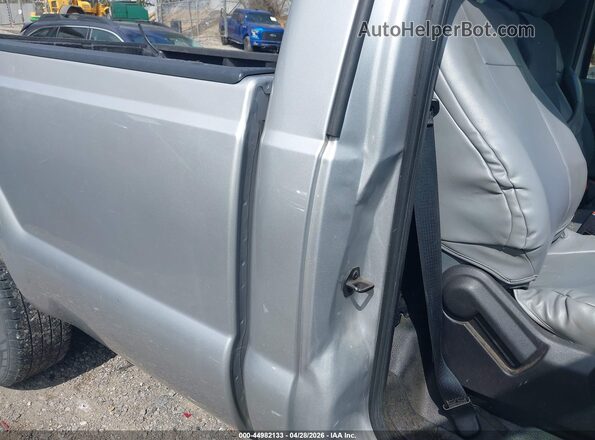1FTBF2B61GEC40241 2016 FORD F-250 Silver Vista de la etiqueta del VIN