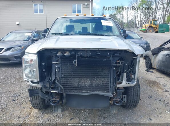 1FTBF2B61GEC40241 2016 FORD F-250 Silver Vista interior trasera