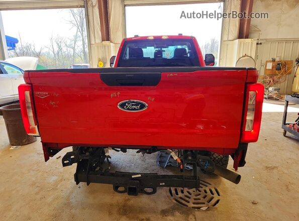 1FTBF2BA2REE44313 2024 FORD F250 Red Հետևի տեսք