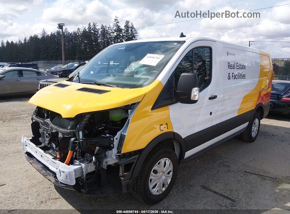 1FTBW1YK1PKA05595 2023 FORD E-TRANSIT-350 Белый Передняя левая четверть
