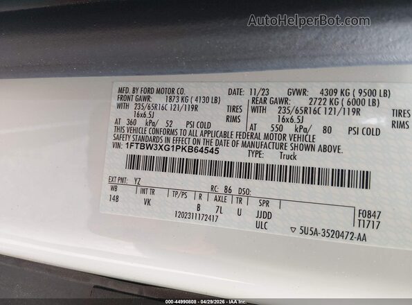 1FTBW3XG1PKB64545 2023 FORD TRANSIT-350 White Vista del compartimento del motor