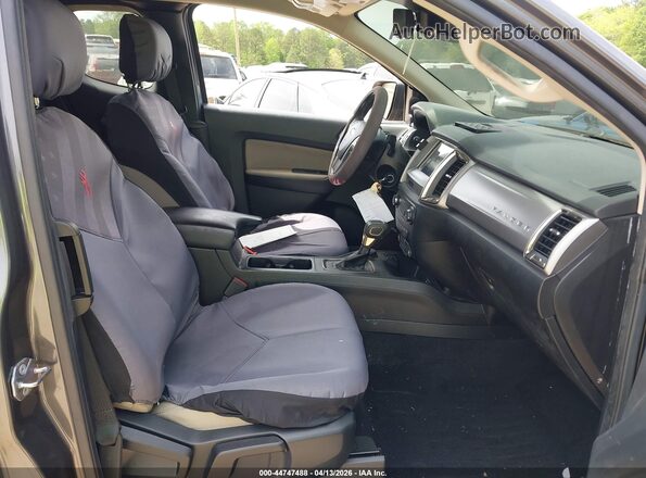 1FTER1FH4LLA38753 2020 FORD RANG Gray Front interior view