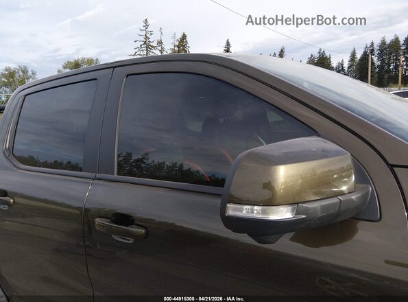 1FTER4LR0SLE37656 2025 FORD RANG Green Widok wnętrza z tyłu