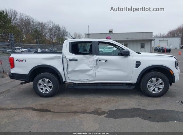 1FTER4PH7SLE24064 2025 FORD RANG White Vista interior trasera