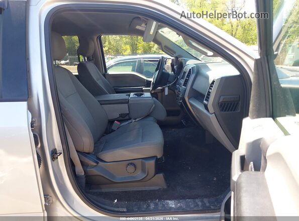 1FTEW1C52JFD53839 2018 FORD F150 Silver წინა სალონის ხედი