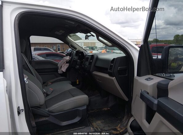1FTEW1CB2LKE11643 2020 FORD F150 Белый Вид салона спереди