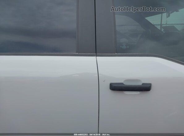 1FTEW2LP5RKF26196 2024 FORD F150 Gray Widok wnętrza 360 stopni