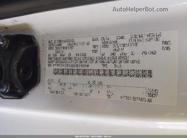 1FTEX1CFXGKE11914 2016 FORD F150 White Vista del compartimento del motor