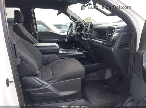 1FTEX1CP5PKD48908 2023 FORD F150 White Vista interior delantera