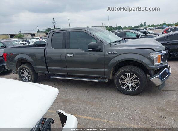 1FTEX1EB4JKD31820 2018 FORD F150 Gray Widok wnętrza z tyłu