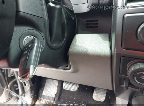 1FTEX1EB4JKD31820 2018 FORD F150 Gray Widok deski rozdzielczej