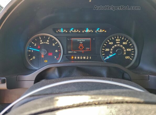 1FTEX1EP9GFC95328 2016 FORD F150 Black Instrument cluster view