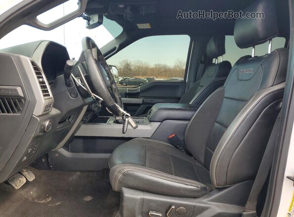 1FTFW1RG9LFA84190 2020 FORD F150 White Vista interior delantera