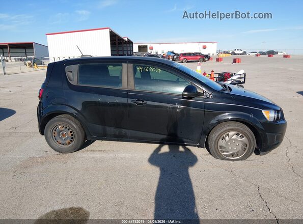 1G1JB6SH2G4120270 2016 CHEVROLET SONIC Black Widok wnętrza z tyłu