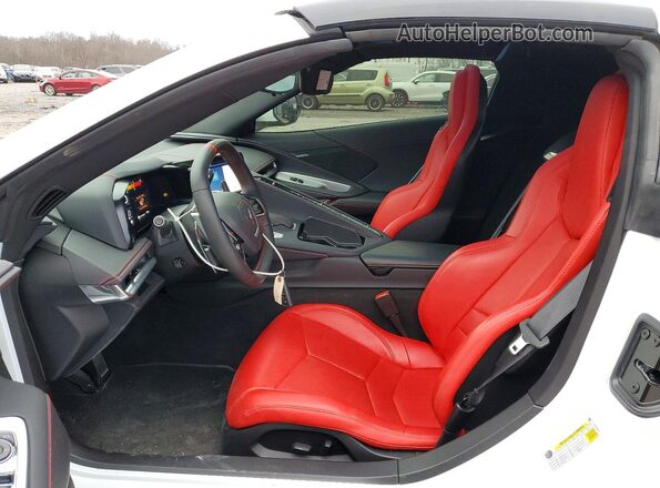 1G1YA2D48R5122896 2024 CHEVROLET CORVETTE Белый Вид салона спереди