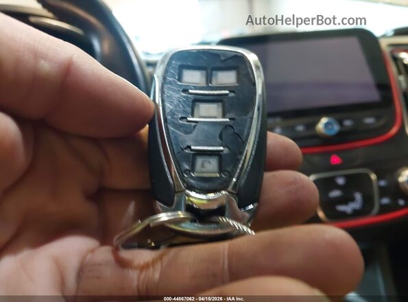 1G1ZD5ST7JF294357 2018 CHEVROLET MALIBU White Widok deski rozdzielczej