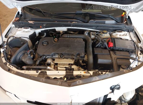 1G1ZD5ST7JF294357 2018 CHEVROLET MALIBU White Widok z tyłu