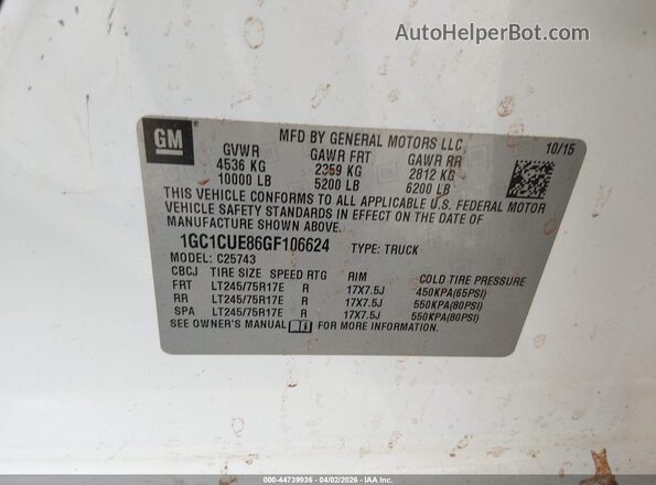 1GC1CUE86GF106624 2016 CHEVROLET SILVERADO White Widok komory silnika
