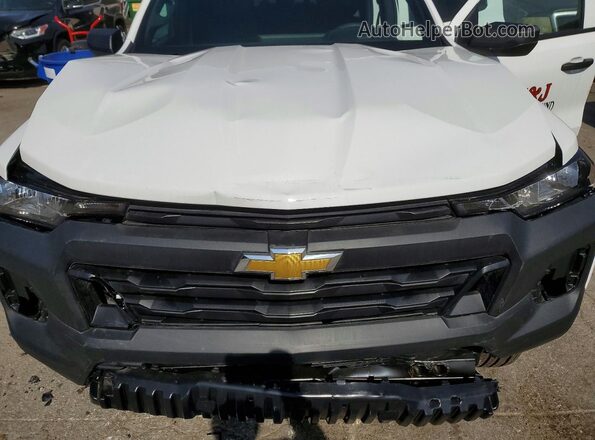 1GCPSBEKXT1115900 2026 CHEVROLET COLORADO White Rear interior view