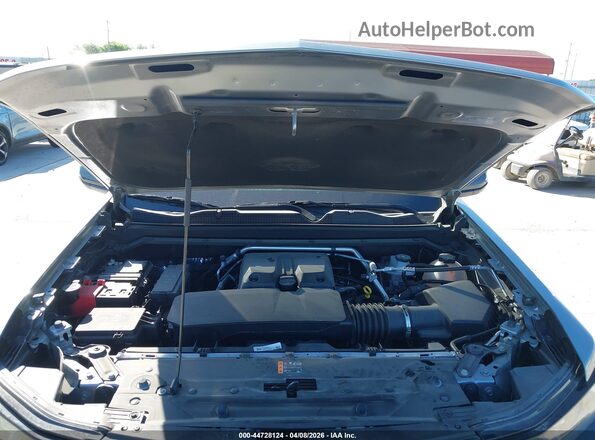 1GCPSCEK1S1148322 2025 CHEVROLET COLORADO Silver Widok z tyłu