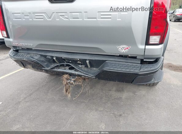 1GCPTEEK4R1153209 2024 CHEVROLET COLORADO Silver Դիմացի տեսք